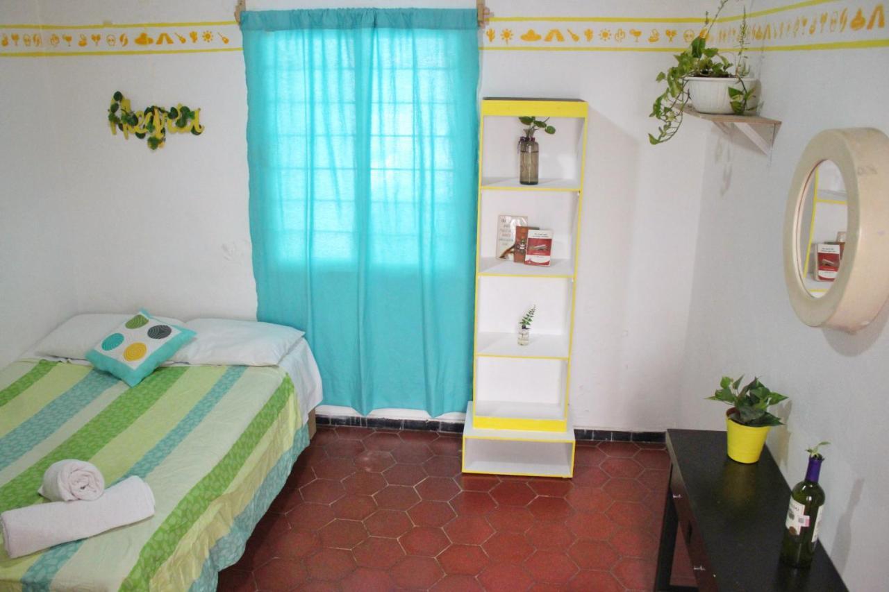 Hostal Casa Colores Adults Only Guadalajara Luaran gambar