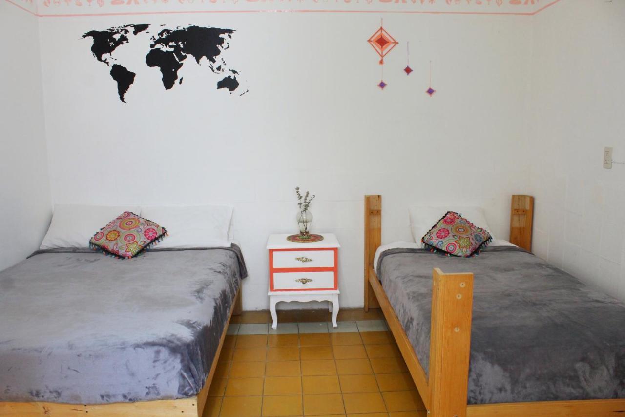 Hostal Casa Colores Adults Only Guadalajara Luaran gambar